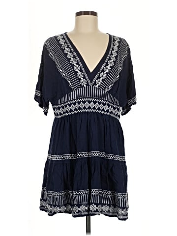 En Creme Casual Dress (view 1)