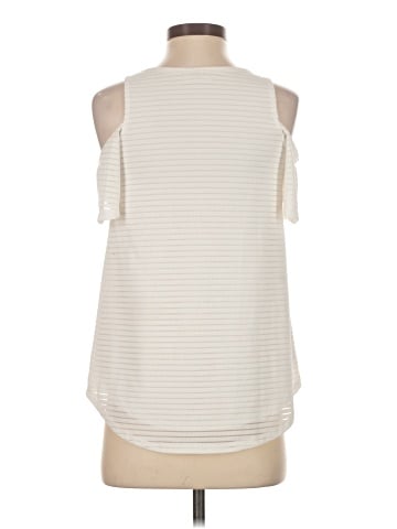 Maurices Sleeveless T-Shirt (view 2)