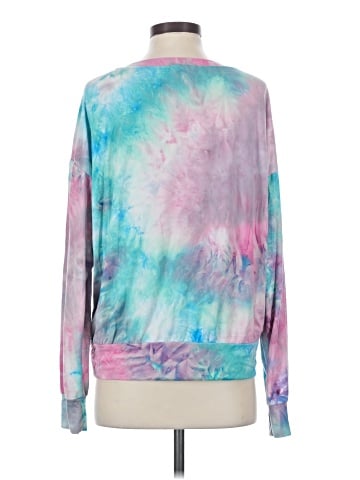 Socialite Long Sleeve T-Shirt (view 2)