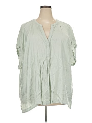 Ava & Viv Short Sleeve Blouse (view 1)