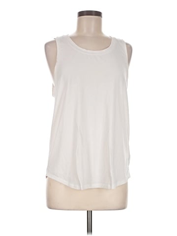 Gap Fit Sleeveless T-Shirt (view 1)
