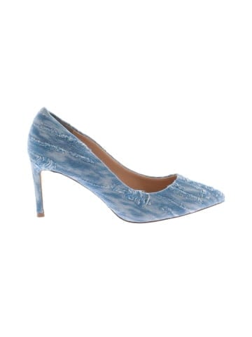 Charles by Charles David Heels (view 1)