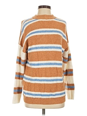 American Eagle Outfitters Pullover Sweater (view 1)