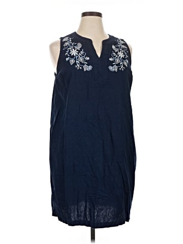 Croft & Barrow Casual Dress (view 1)