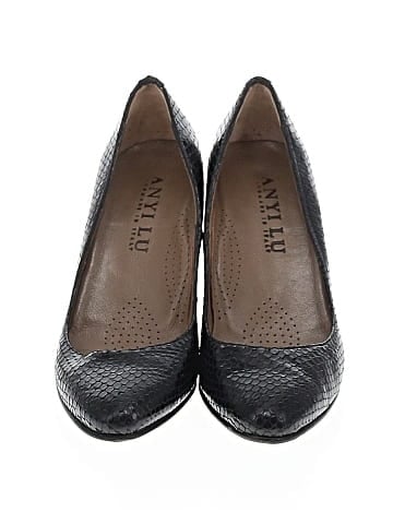 Anyi Lu Heels (view 2)