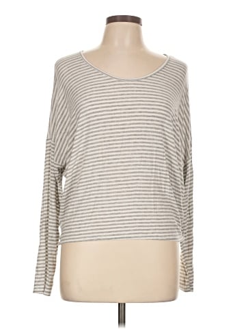 Forever 21 Pullover Sweater (view 1)