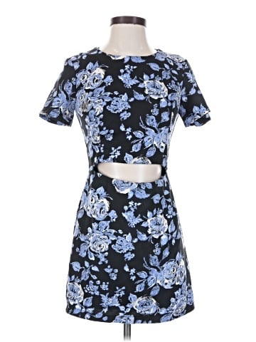Forever 21 Casual Dress (view 1)