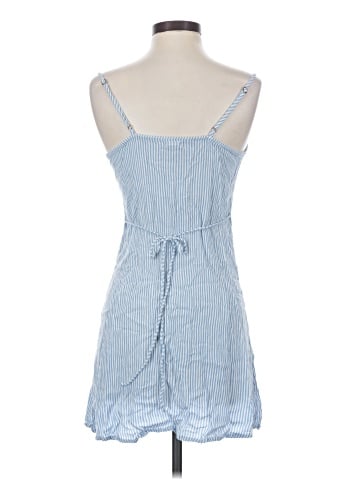 Billabong Casual Dress (view 2)
