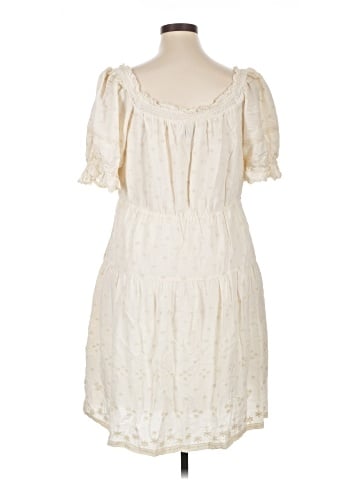 Old Navy Casual Dress (view 2)