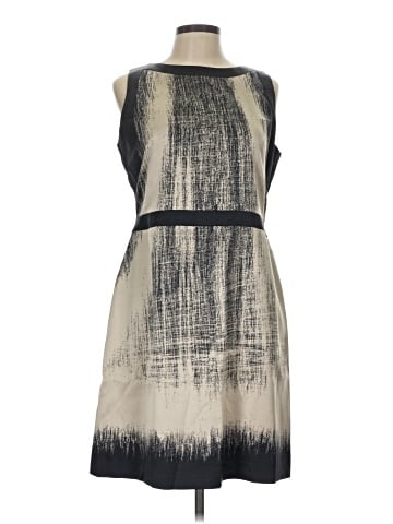 Elie Tahari Casual Dress (view 1)