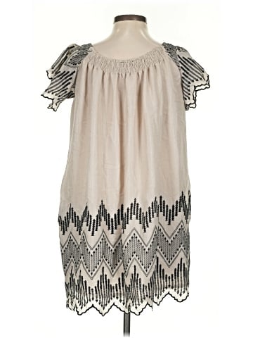 Romeo & Juliet Couture Casual Dress (view 2)