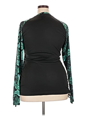 Santiny Long Sleeve T-Shirt (view 2)