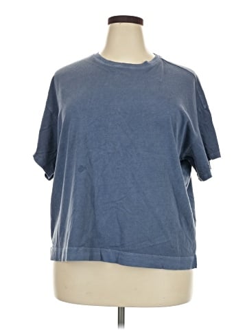 Old Navy Short Sleeve T-Shirt (view 1)