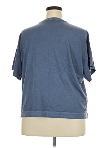 Old Navy Short Sleeve T-Shirt (view 2)