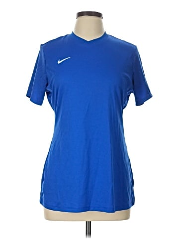 Nike Short Sleeve T-Shirt (view 1)