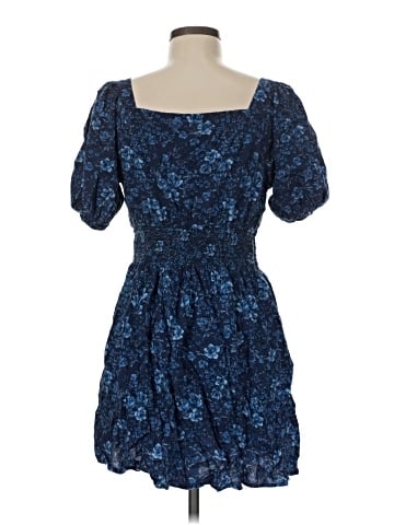 Old Navy Casual Dress (view 2)