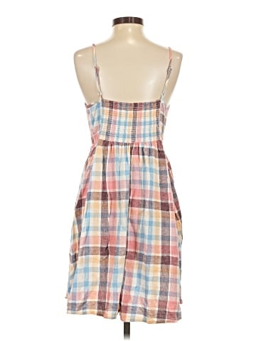 Old Navy Casual Dress (view 2)