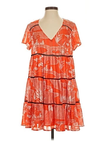 Urban Outfitters Casual Dress (view 1)