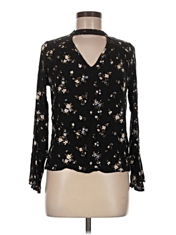 American Eagle Outfitters Long Sleeve T-Shirt (view 1)