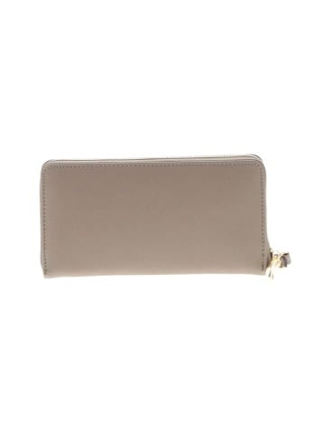 Unbranded Wallet (view 1)