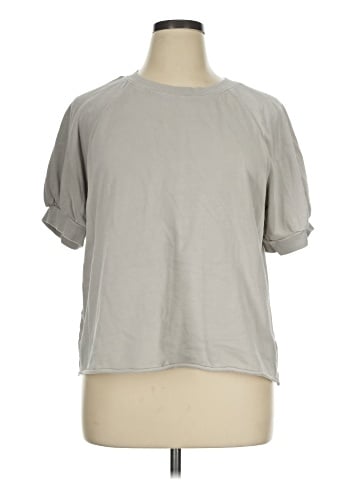 Universal Thread Short Sleeve T-Shirt (view 1)