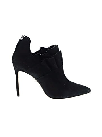 Pour La Victoire Ankle Boots (view 1)
