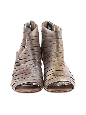 Diba Wedges (view 2)