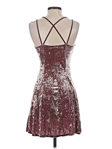 American Eagle Outfitters Cocktail Dress (view 2)