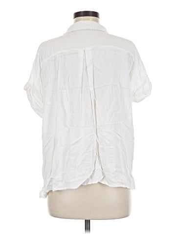 Lulus Short Sleeve T-Shirt (view 2)