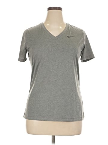 Nike Active T-Shirt (view 1)