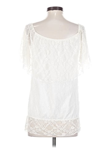 Studio Y Short Sleeve Top (view 2)