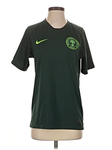 Nike Active T-Shirt (view 1)