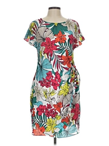 Signature by Robbie Bee Casual Dress (view 1)