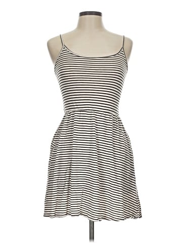 Forever 21 Casual Dress (view 1)