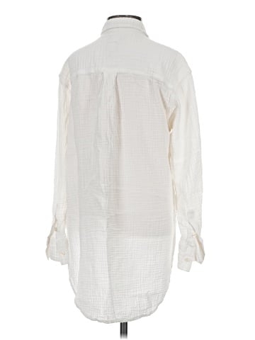 Gap Long Sleeve Button-Down Shirt (view 2)