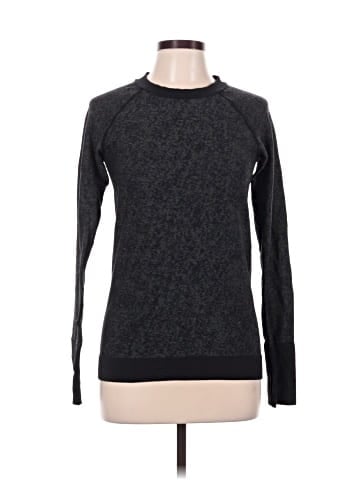 Lululemon Athletica Long Sleeve T-Shirt (view 1)