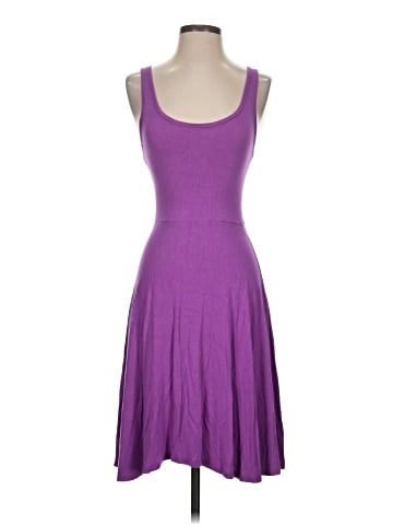 Old Navy Casual Dress (view 1)