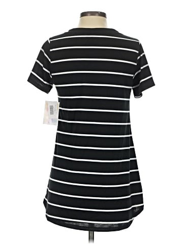 Lularoe Short Sleeve T-Shirt (view 2)