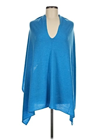 Kerisma Poncho (view 1)