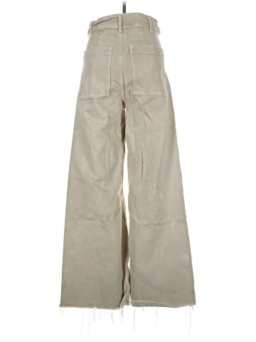 Zara Khakis (view 2)