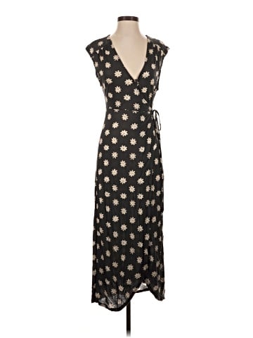 Urban Outfitters Casual Dress (view 1)