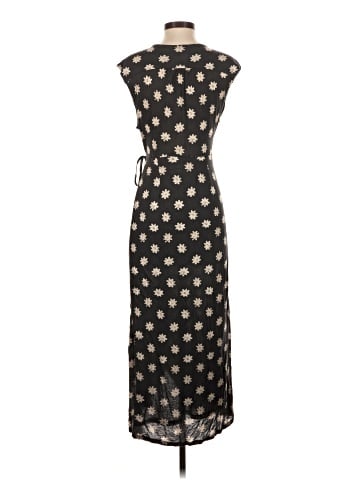Urban Outfitters Casual Dress (view 2)