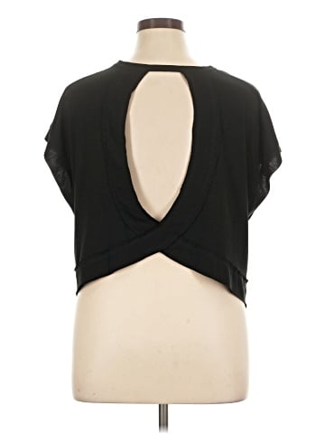 Unbranded Sleeveless T-Shirt (view 2)