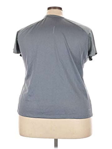Nike Short Sleeve Top (view 2)