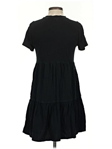 Old Navy Casual Dress (view 2)