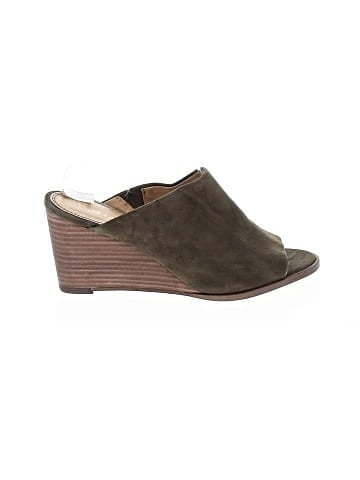 Splendid Wedges (view 1)