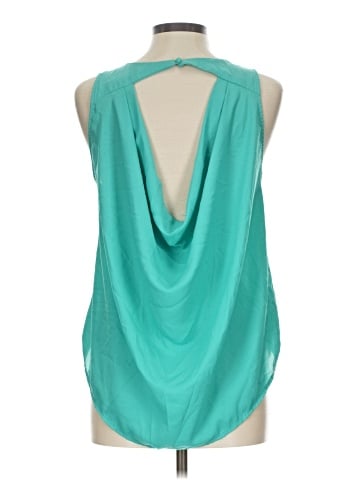 Lily White Sleeveless T-Shirt (view 2)