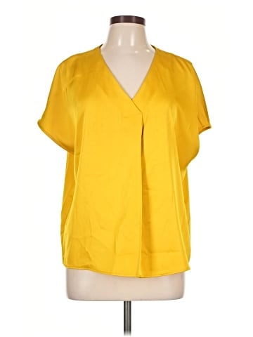 Cupcakes & Cashmere Short Sleeve Blouse (view 1)