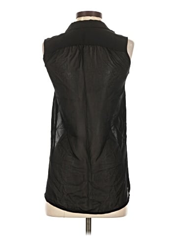 H&M Sleeveless Blouse (view 2)