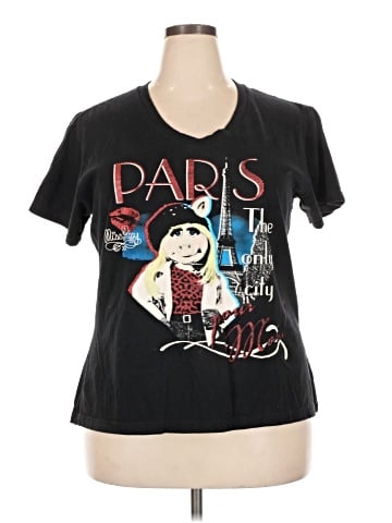 Disney Store Short Sleeve T-Shirt (view 1)
